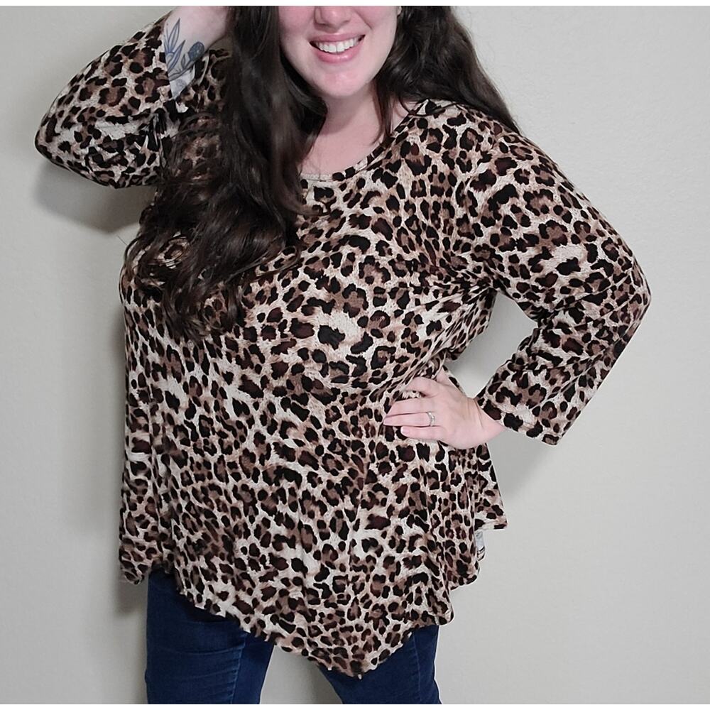 Larace Women's Leopard Print Top Handkerchief Hem 4X Plus